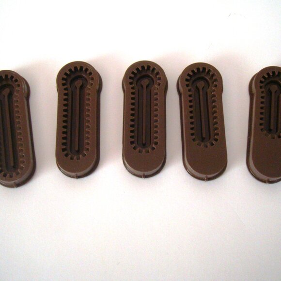 Singer Professional Buttonholer 161829 for Slant Needle Zig-Zag Sewing Machine - Picture 8 of 13